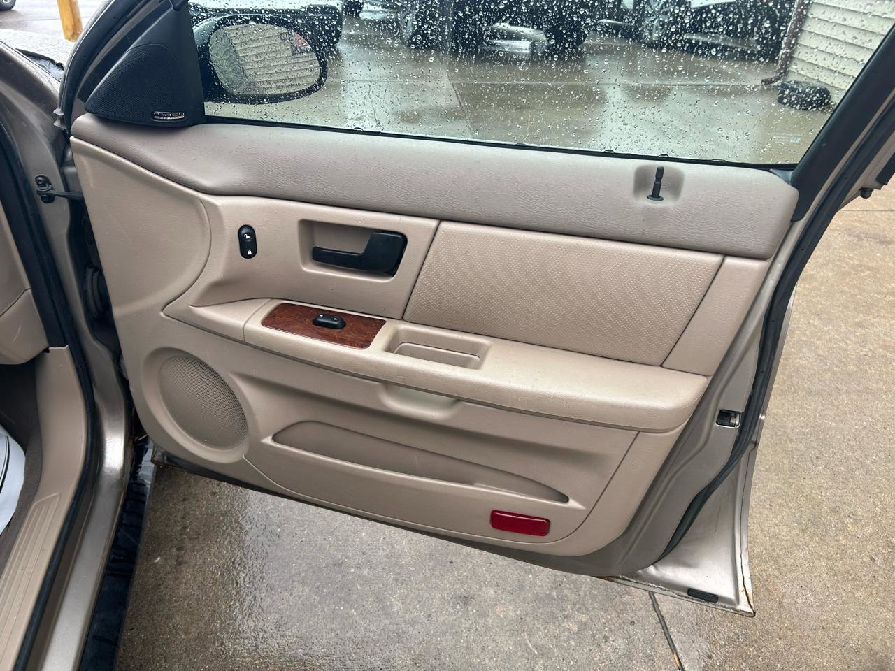 Used 2005 Mercury Sable LS image 16