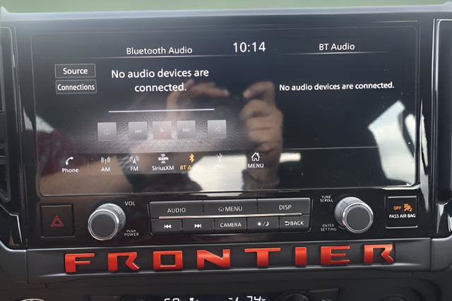 Used 2025 Nissan Frontier PRO-4X w/ Pro Convenience Package AWD/4WD image 13