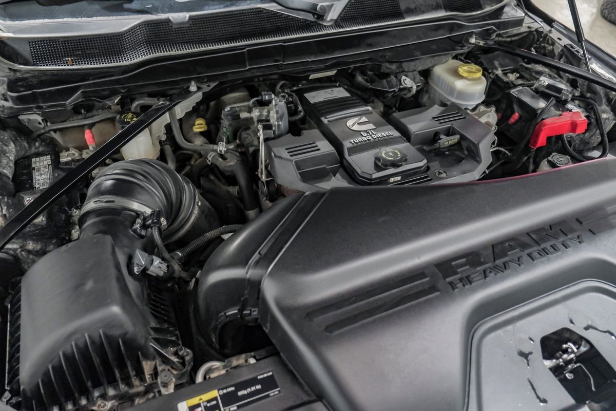 Used 2020 RAM 3500 Laramie image 59