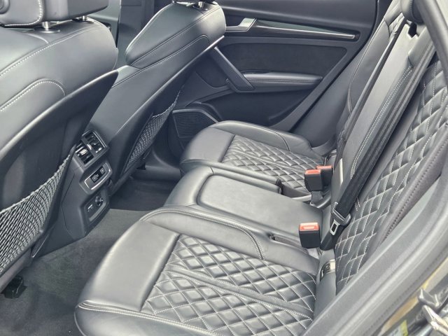 Used 2020 Audi SQ5 Premium Plus w/ Premium Plus Package image 21