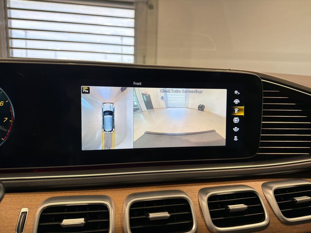 Used 2022 Mercedes-Benz GLE 450 4MATIC w/ AMG Line Exterior image 26