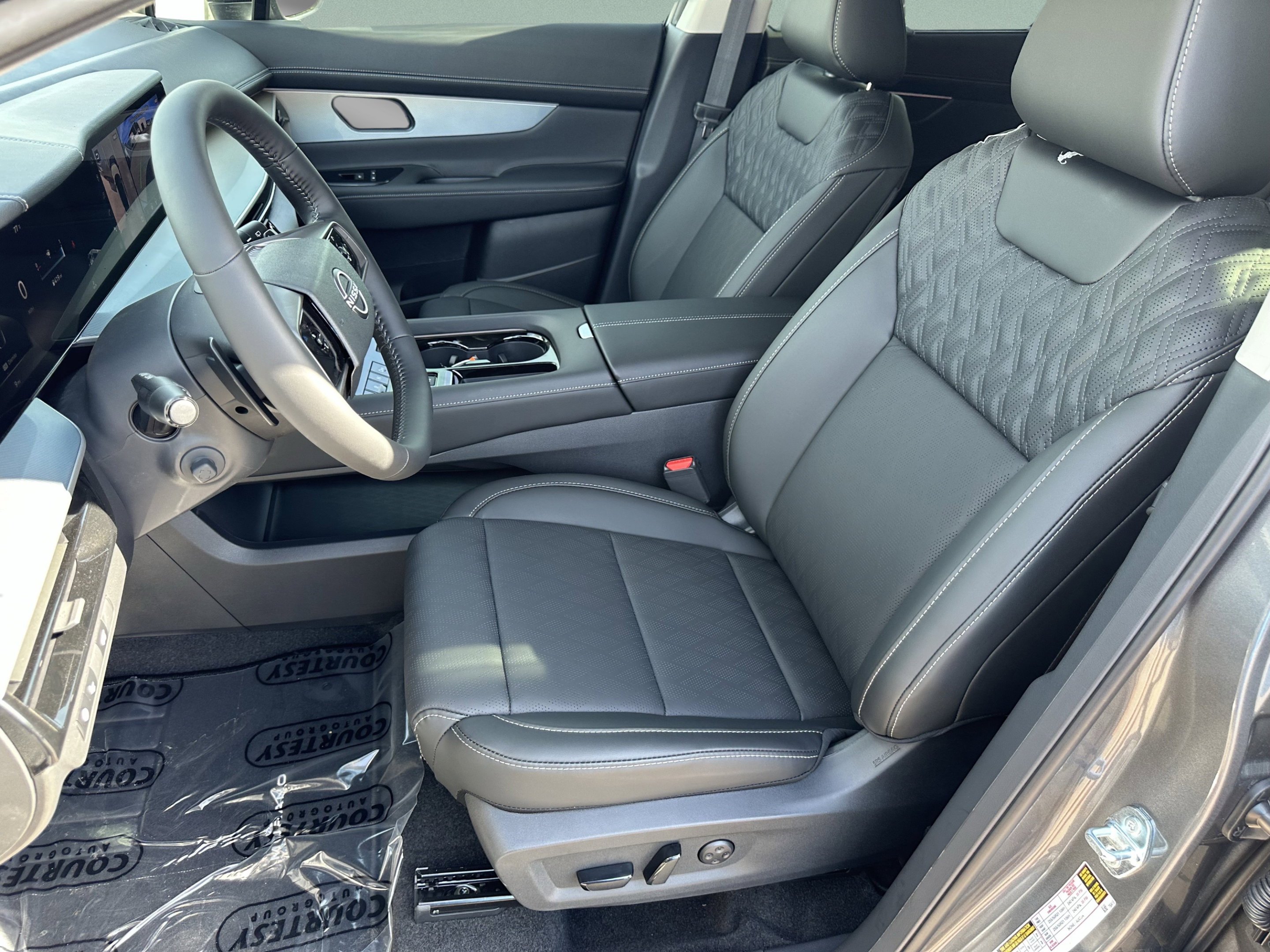 New 2026 Nissan Murano Platinum w/ Cargo Package AWD/4WD image 17