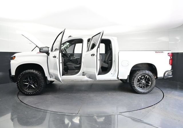 Used 2021 Chevrolet Silverado 1500 Custom Trail Boss w/ LPO, Dark Essentials Package AWD/4WD image 32