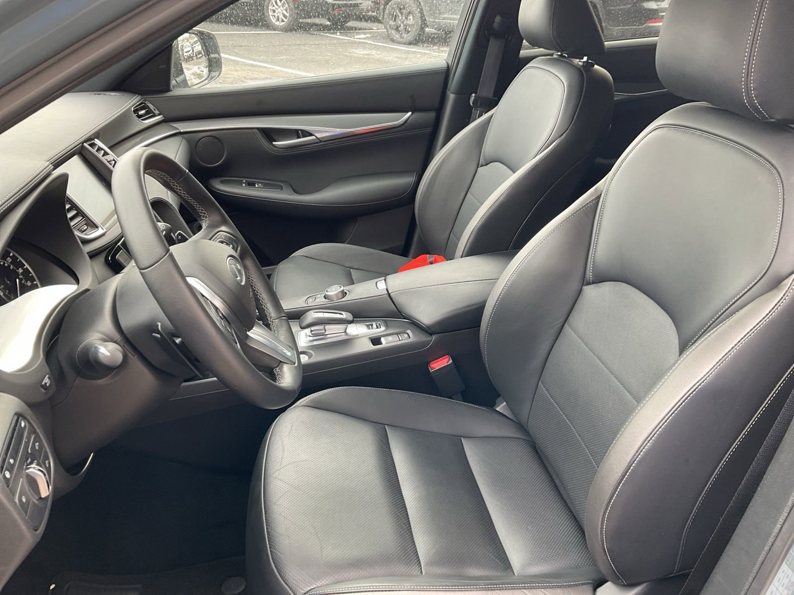 Used 2024 INFINITI QX55 Luxe w/ Cargo Package image 19