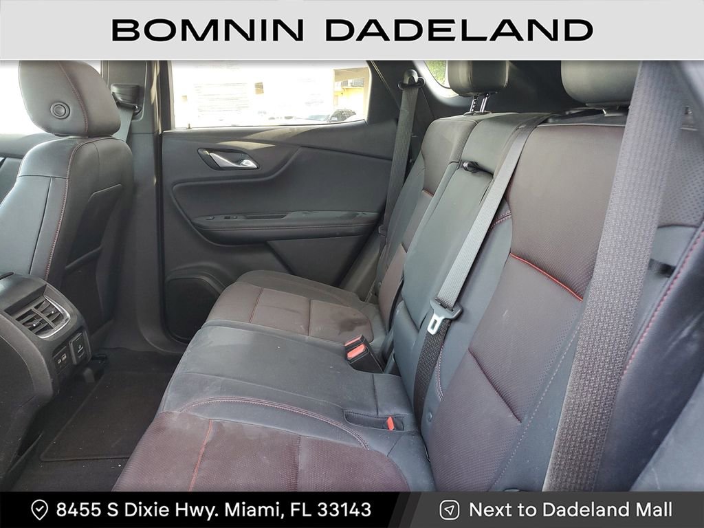 Used 2022 Chevrolet Blazer RS w/ Enhanced Convenience Package image 11