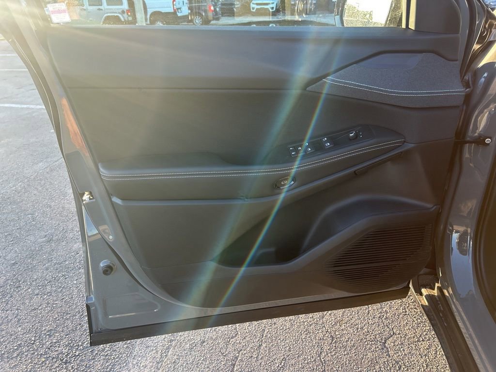 New 2026 Jeep Cherokee Laredo image 32