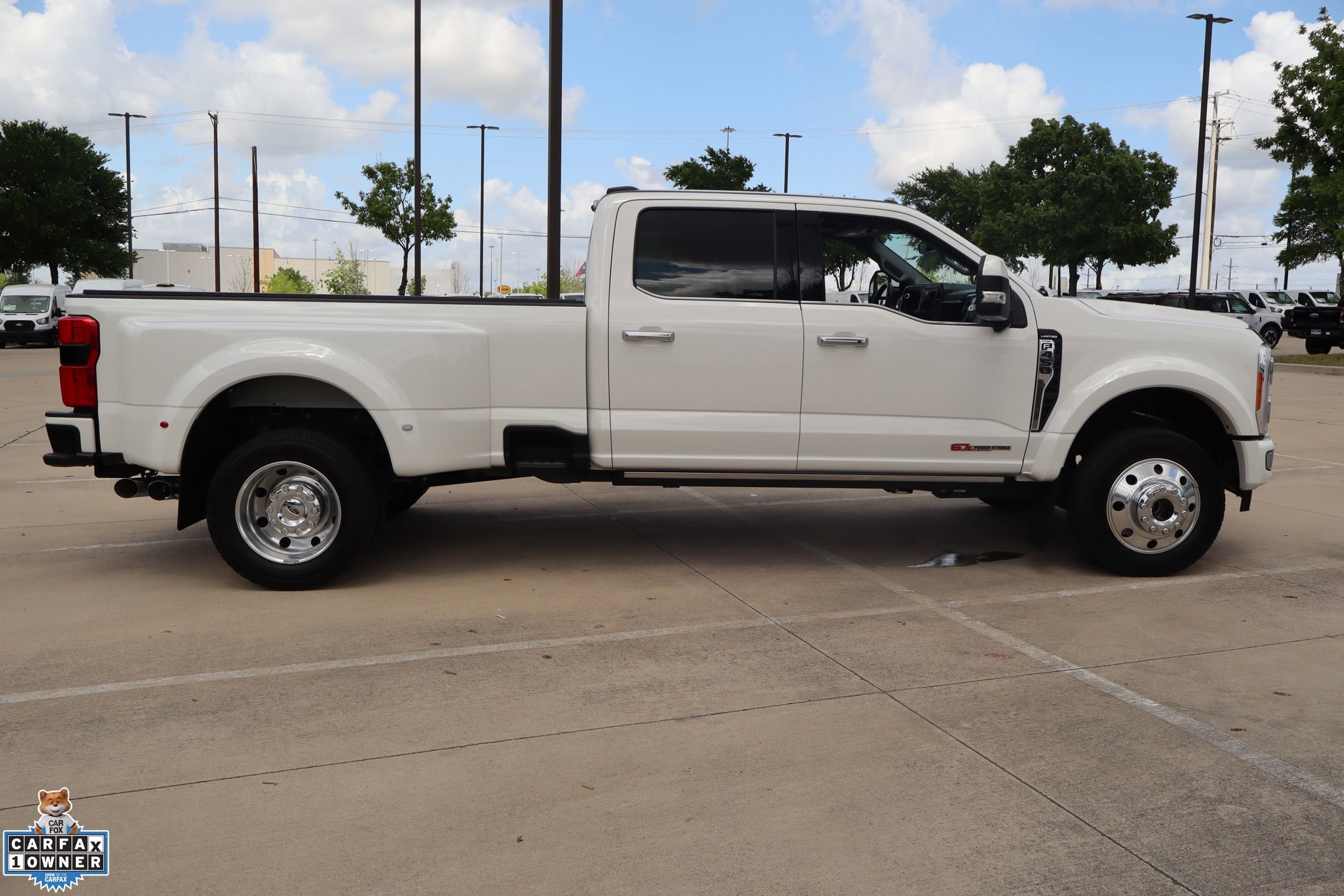 Used 2023 Ford F450 Limited image 2
