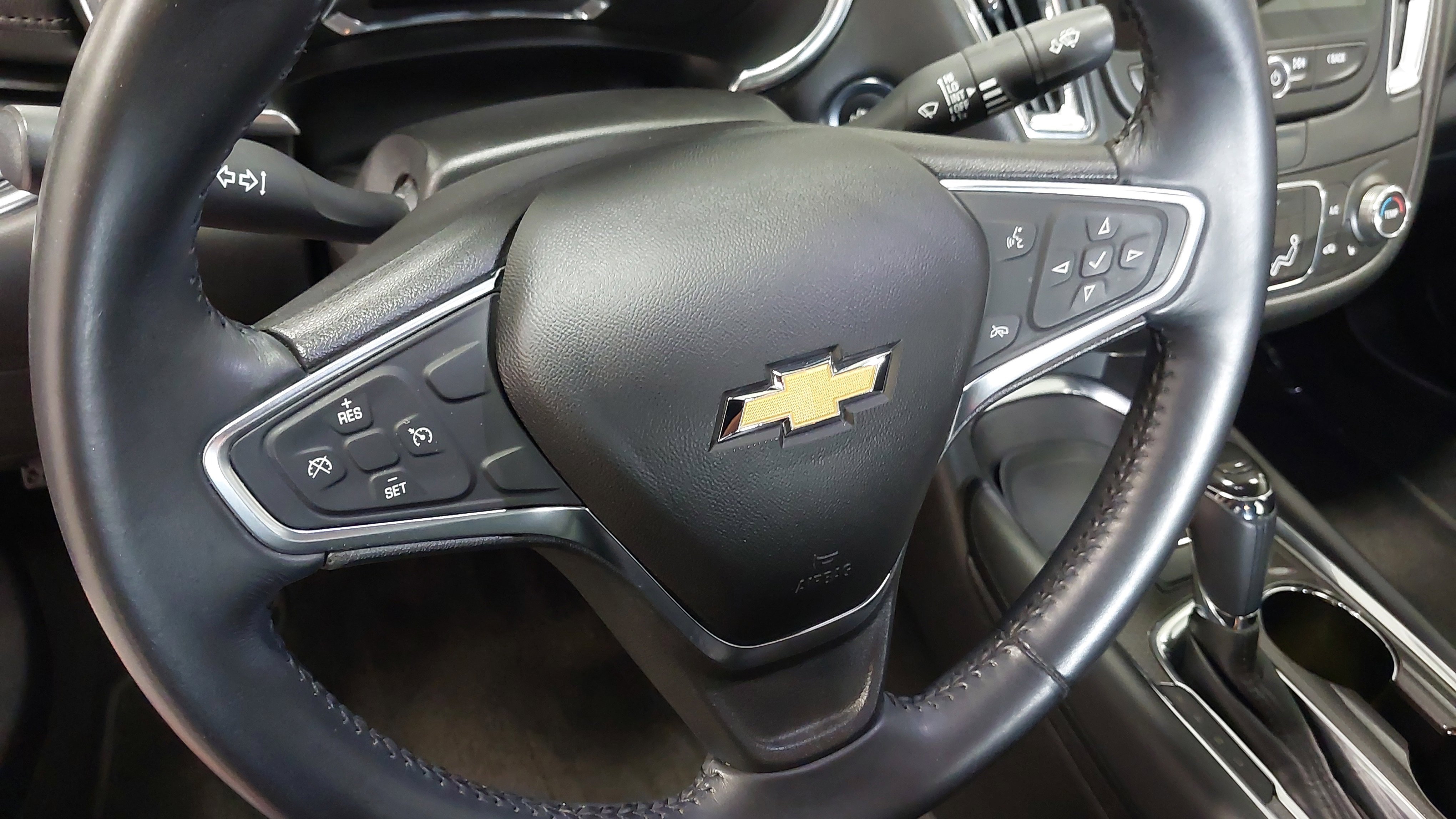 Used 2017 Chevrolet Malibu LT w/ Leather Package image 27