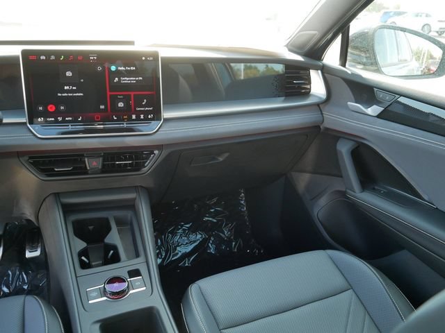 New 2026 Volkswagen Tiguan SE R-Line AWD/4WD image 10