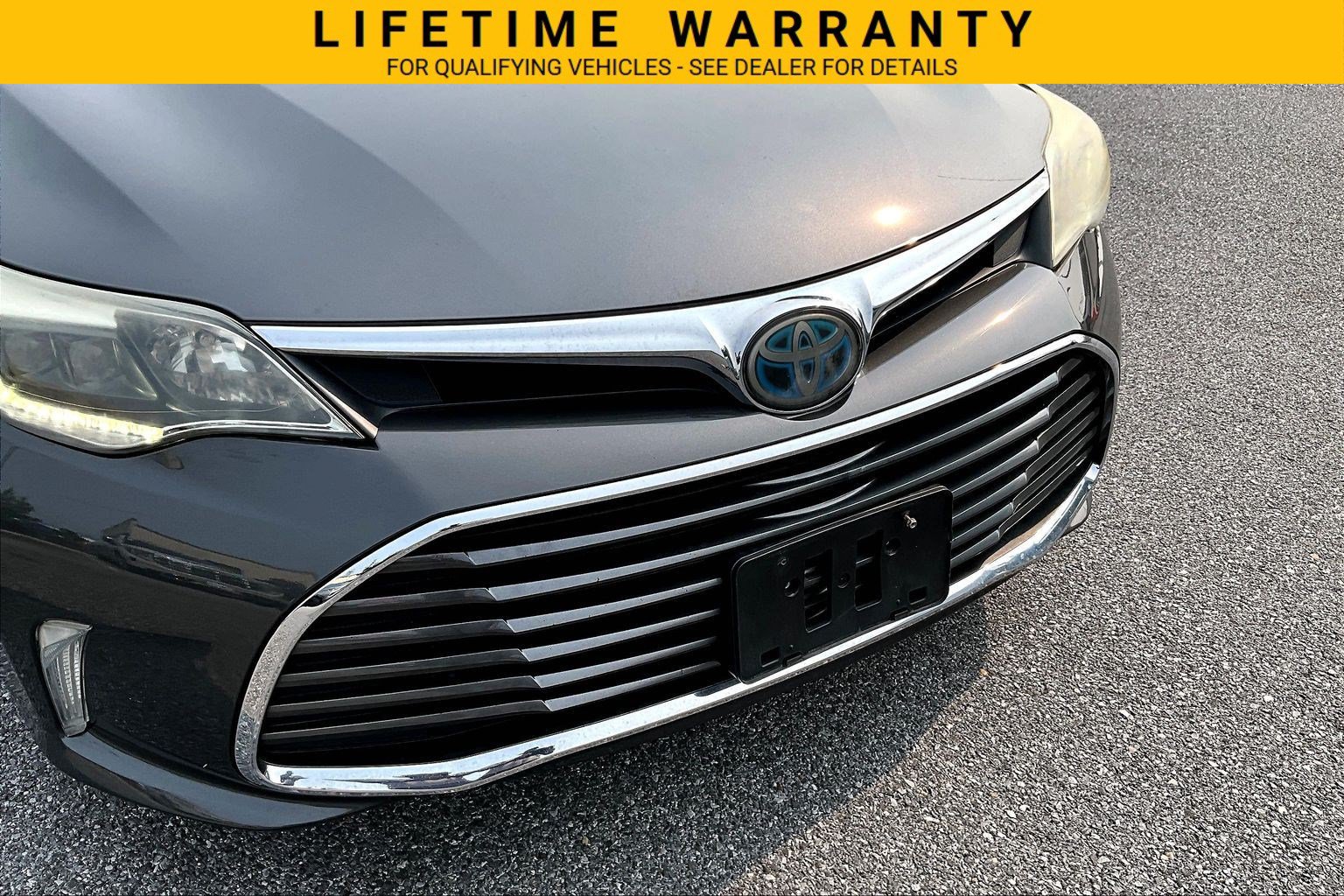 Used 2017 Toyota Avalon Limited w/ All Weather Liner Package FWD image 31