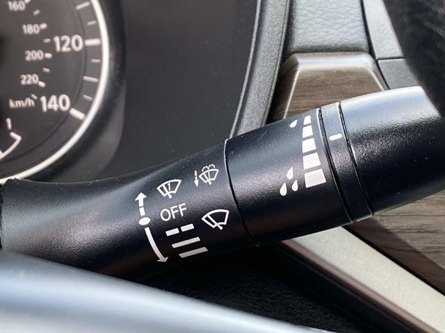 Used 2024 Nissan Altima 2.5 SV FWD image 16