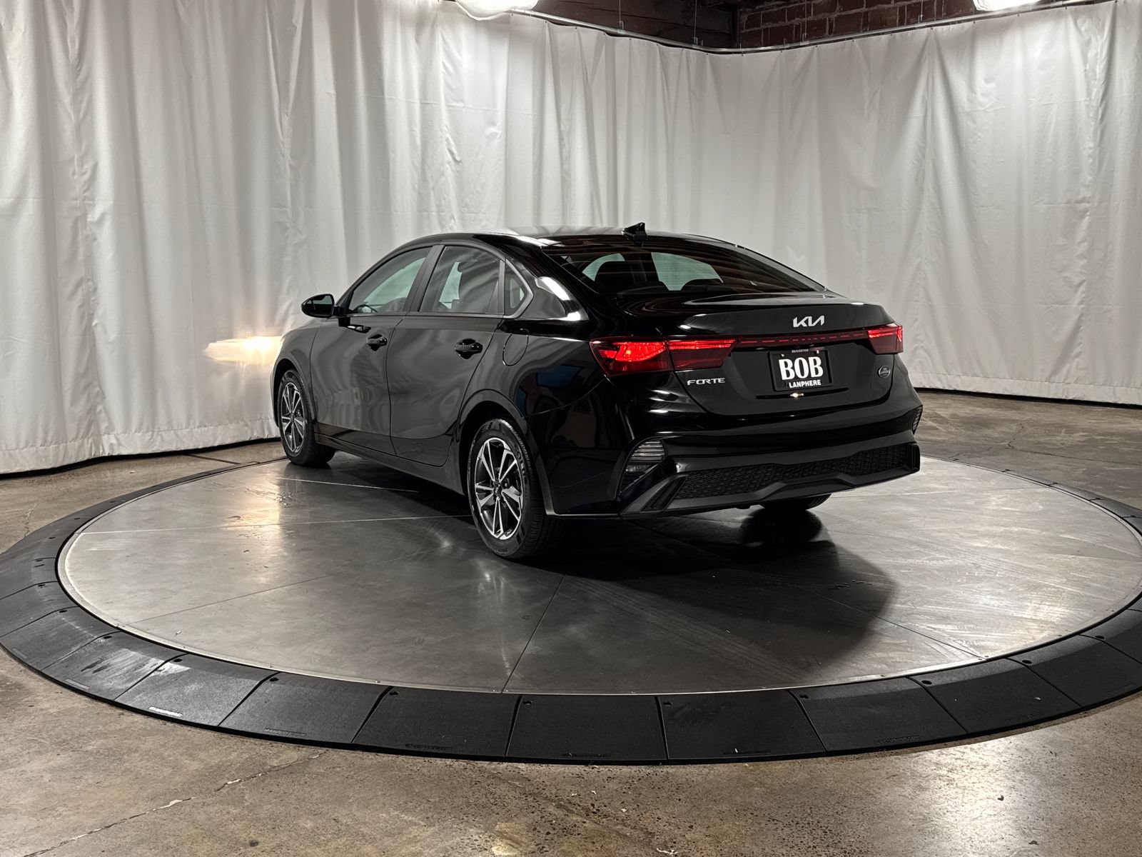 Certified 2023 Kia Forte LXS FWD image 7