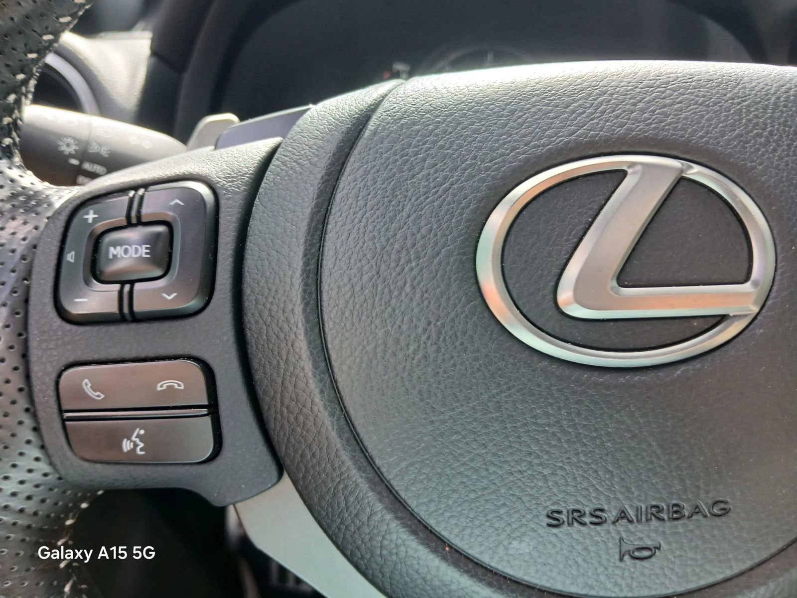Used 2021 Lexus IS 350 F Sport RWD image 29