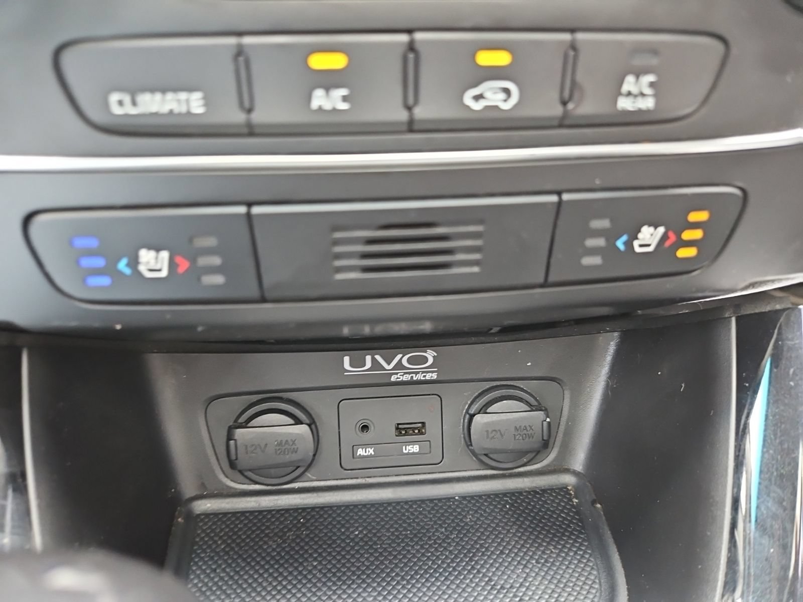 Used 2014 Kia Sorento SX w/ 3rd Row Package FWD image 32