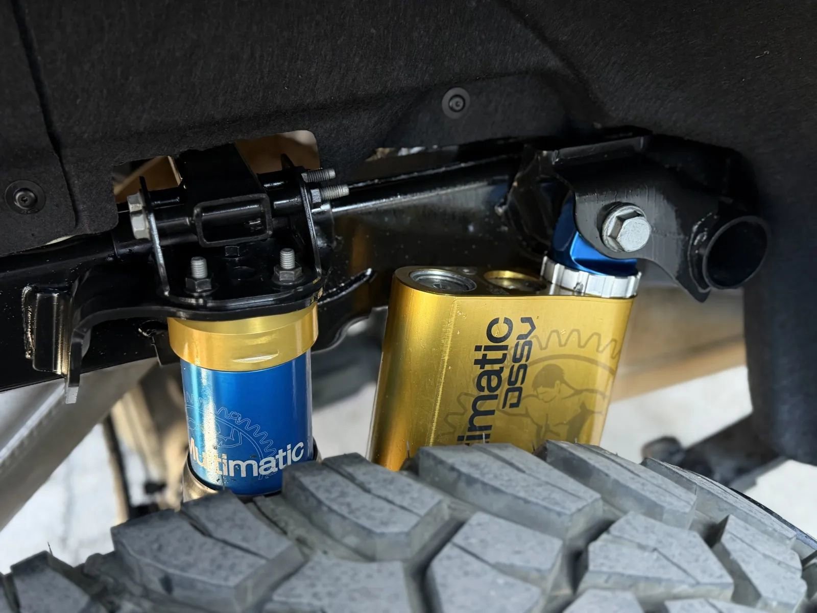 Used 2025 GMC Canyon AT4 w/ AT4X Package image 44