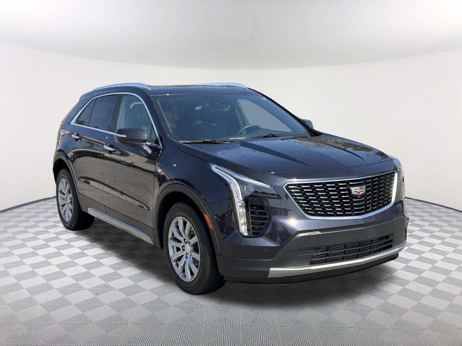 Used 2023 Cadillac XT4 Premium Luxury w/ Enhanced Visibility Package image 3
