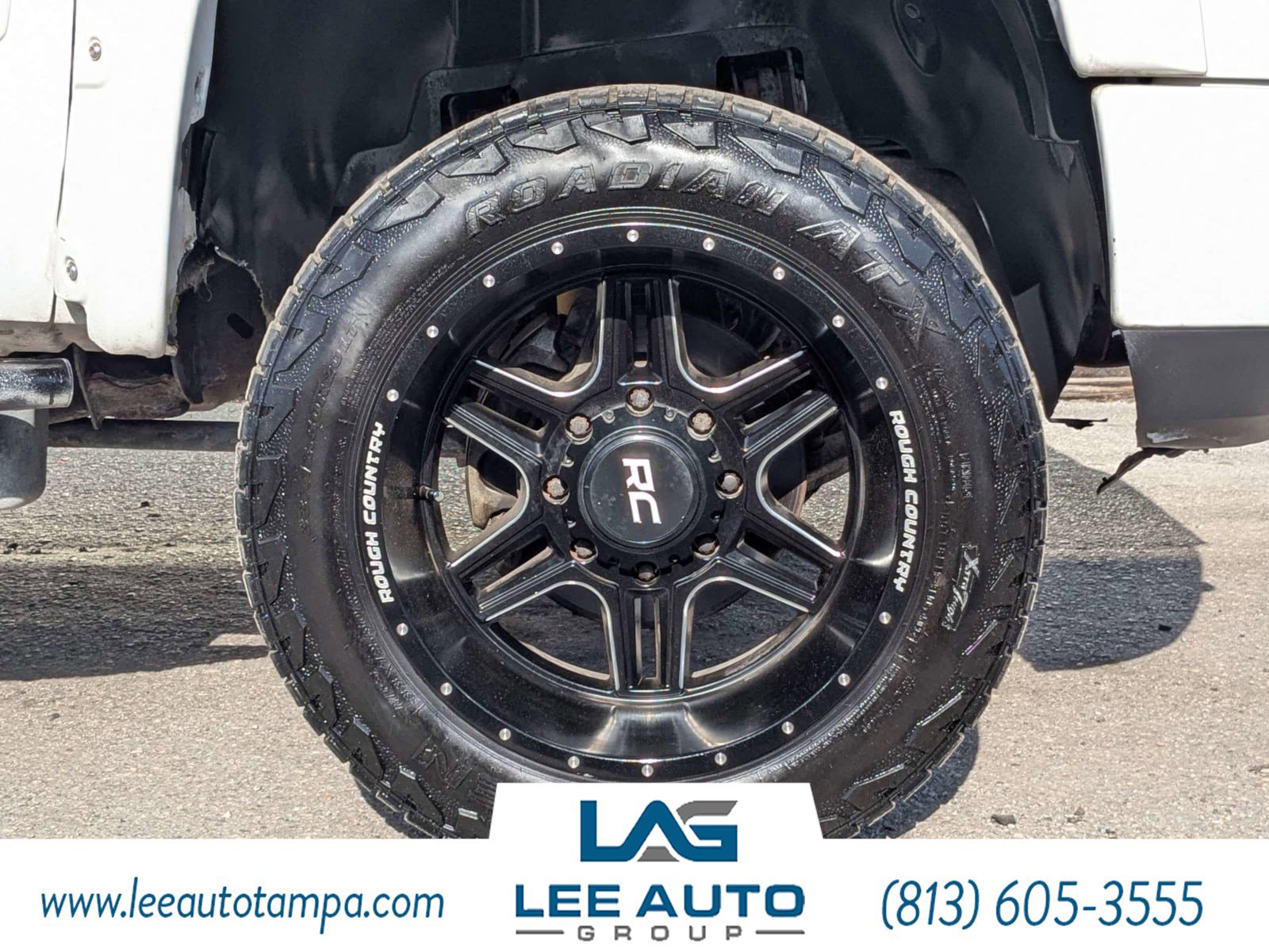 Used 2012 GMC Sierra 2500 Denali w/ Suspension Package, Off-Road AWD/4WD image 10