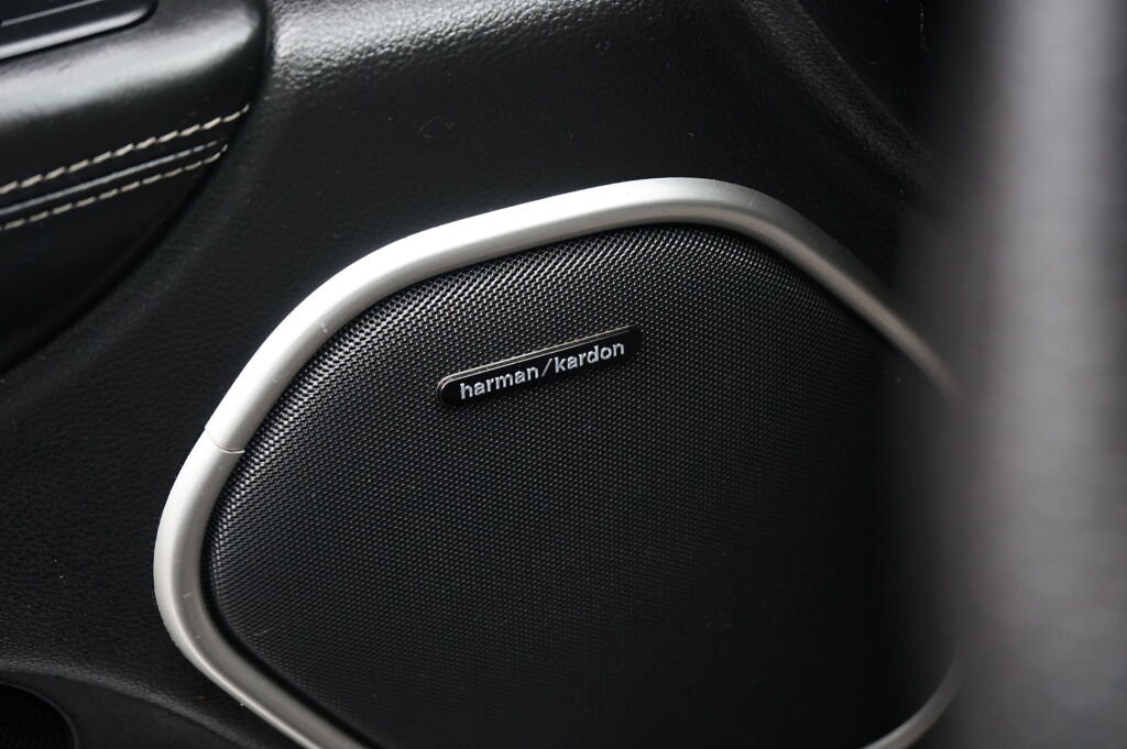 Used 2015 Jeep Grand Cherokee SRT w/ Trailer Tow Group IV image 19