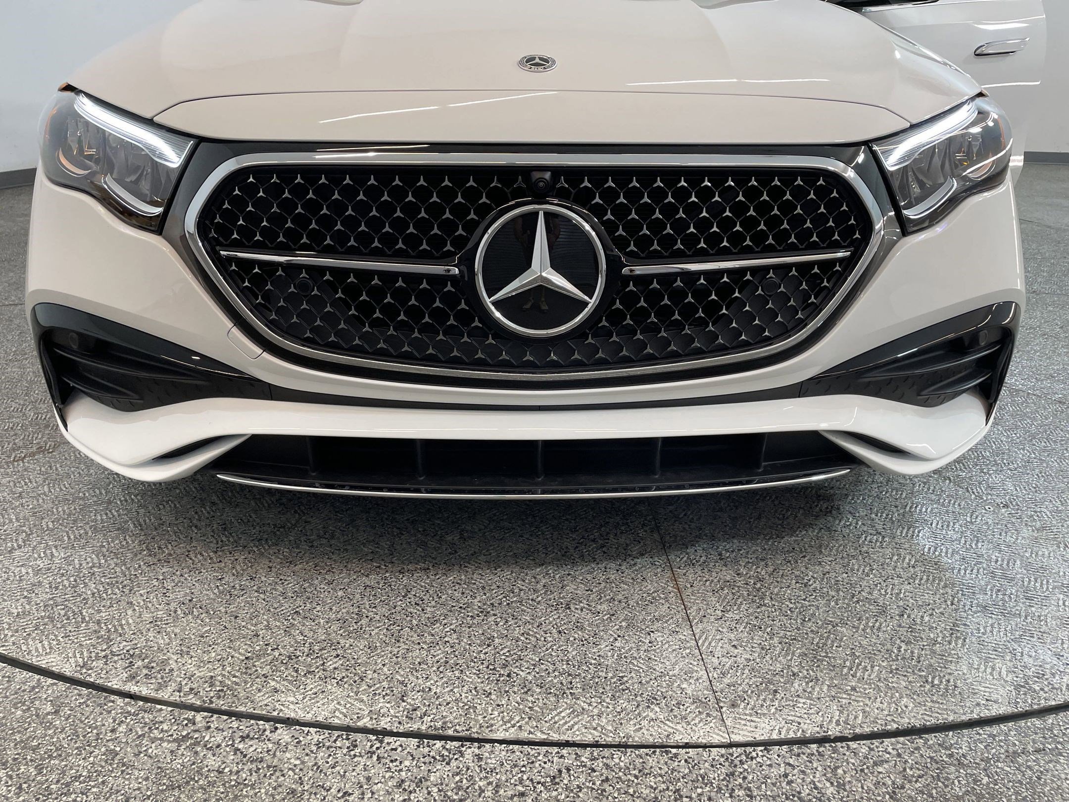 Certified 2025 Mercedes-Benz E 350 Sedan image 34