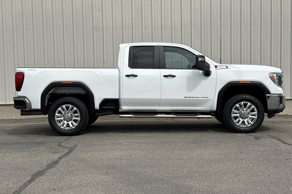 Used 2022 GMC Sierra 2500 Pro w/ Convenience Package AWD/4WD image 3
