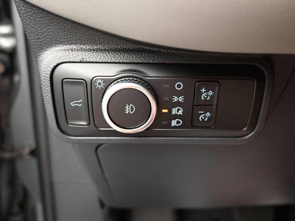 Used 2025 Ford Explorer Active w/ Active Comfort Package image 23