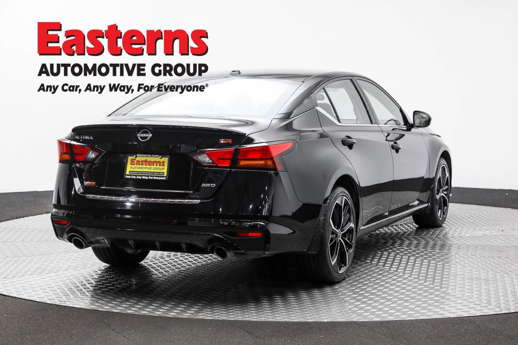 Used 2023 Nissan Altima 2.5 SR w/ SR Premium Package AWD/4WD image 5