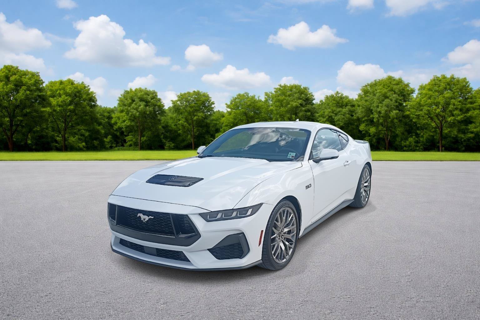 Used 2024 Ford Mustang GT Premium RWD image 3