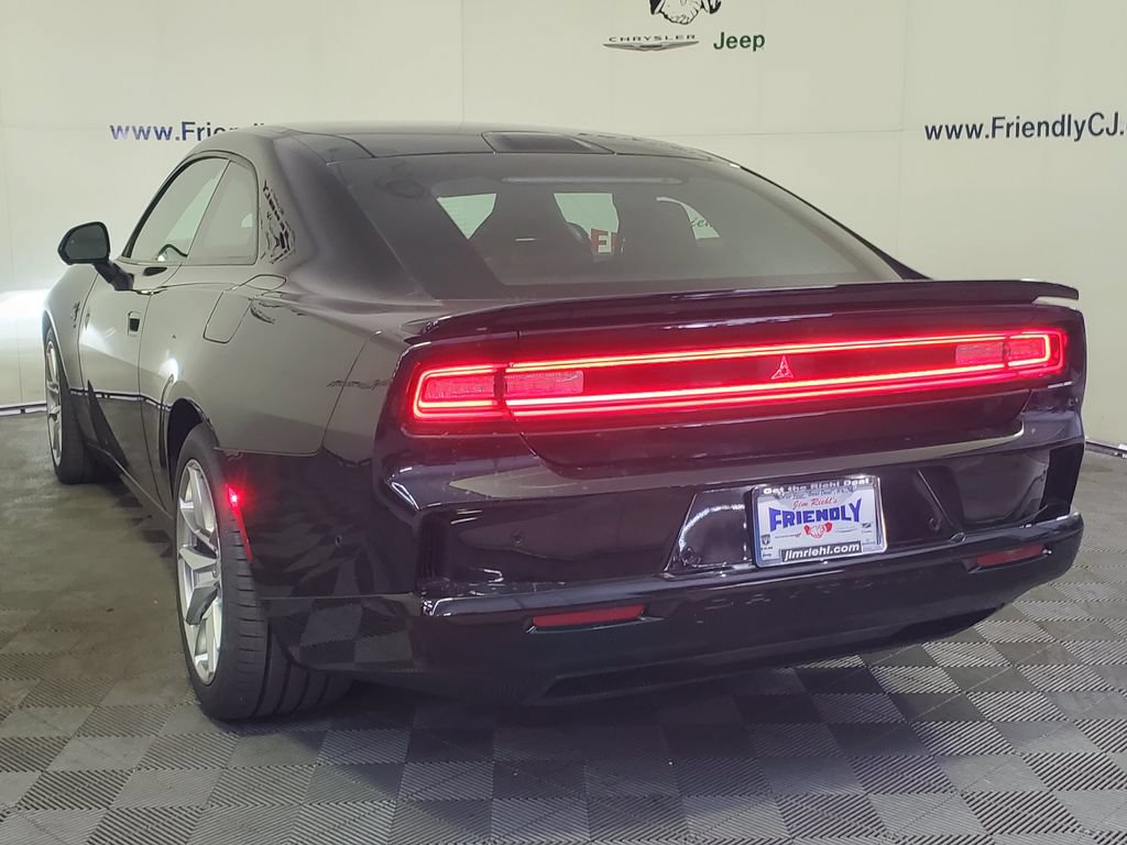 Used 2024 Dodge Charger Daytona Scat Pack w/ Plus Group AWD/4WD image 4