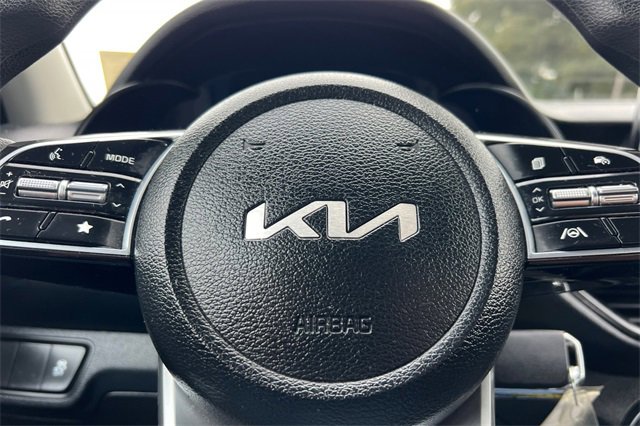 Used 2023 Kia Forte LXS image 26