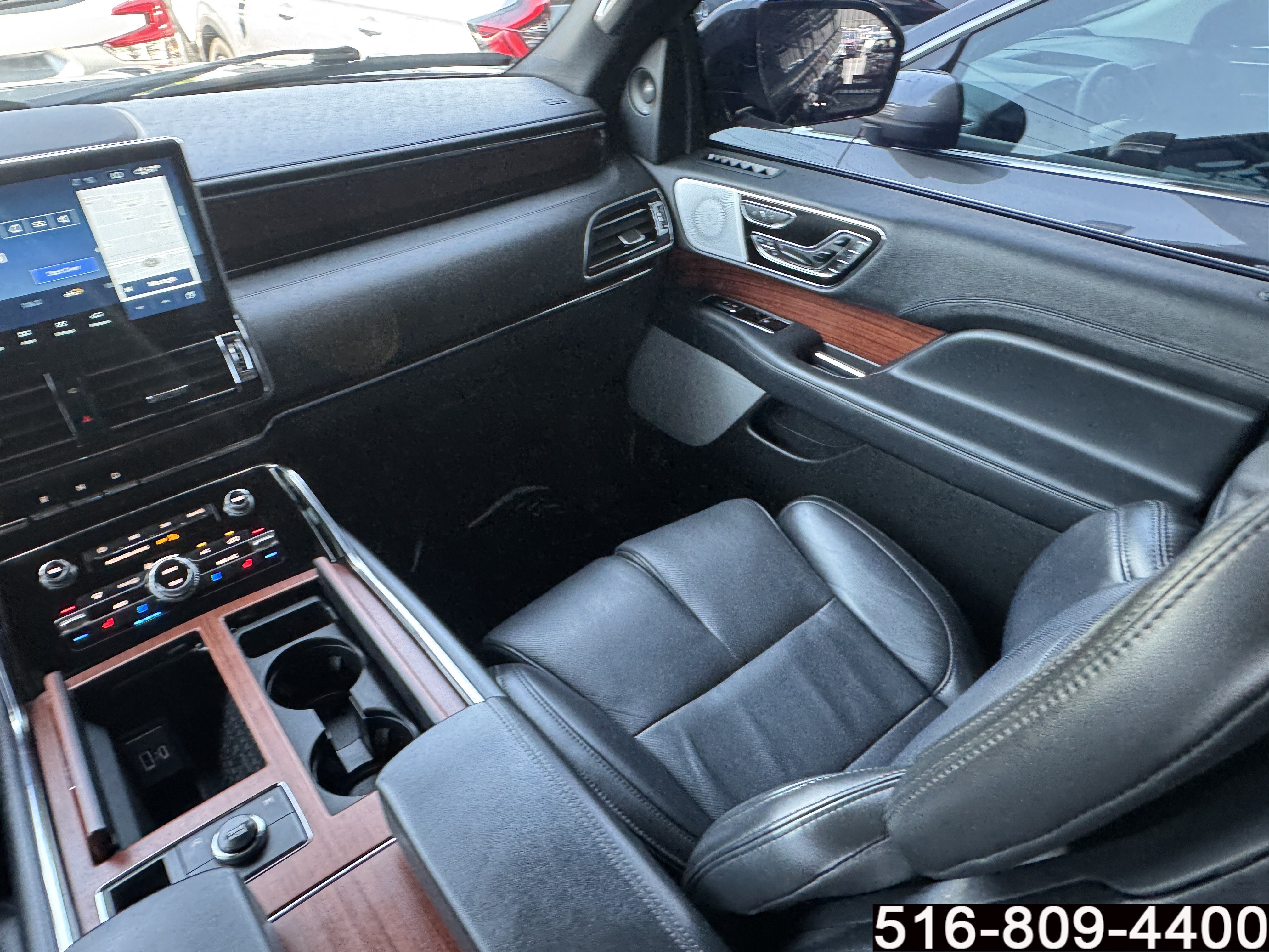 Used 2023 Lincoln Navigator Reserve AWD/4WD image 14