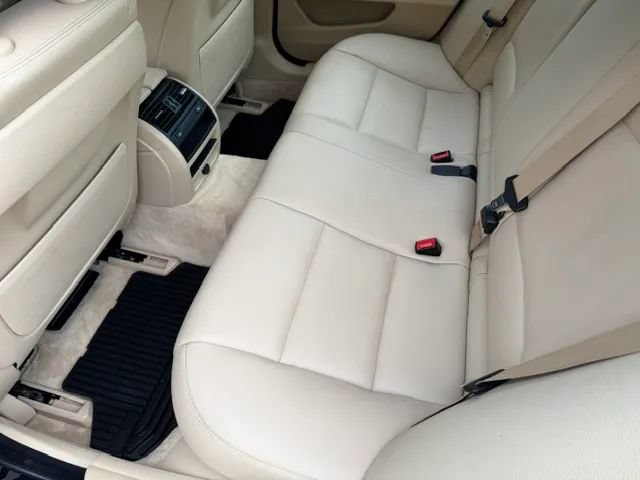 Used 2015 BMW 528i xDrive Sedan AWD/4WD image 22