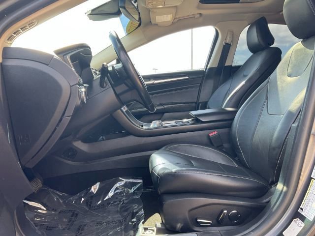 Used 2020 Ford Fusion Titanium AWD/4WD image 10