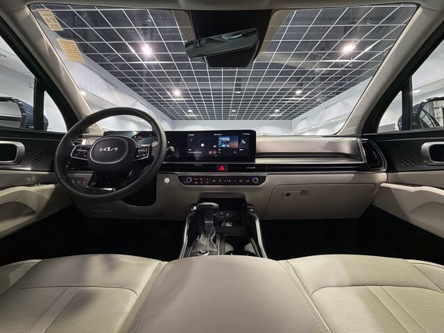 Used 2024 Kia Sorento EX FWD image 16