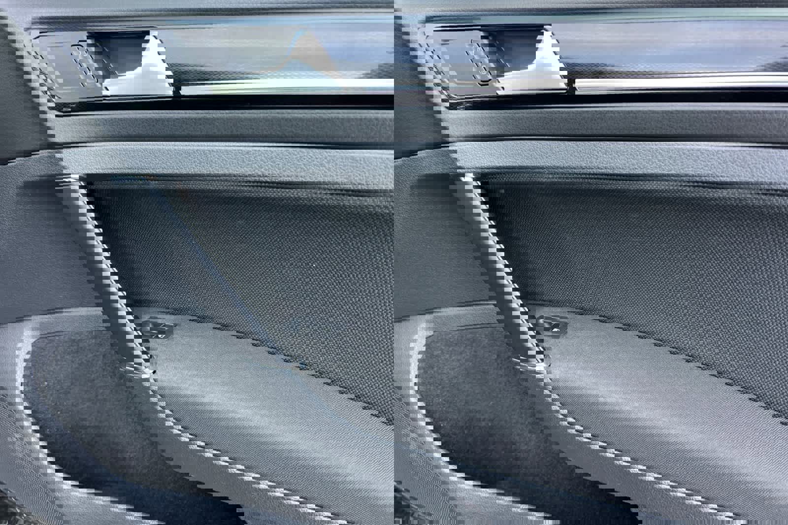 Used 2017 Volkswagen GTI Sport image 19