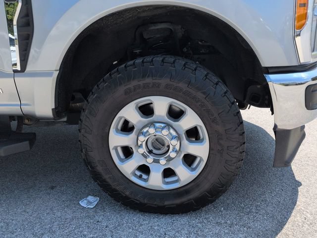 Used 2023 Ford F250 XLT AWD/4WD image 12