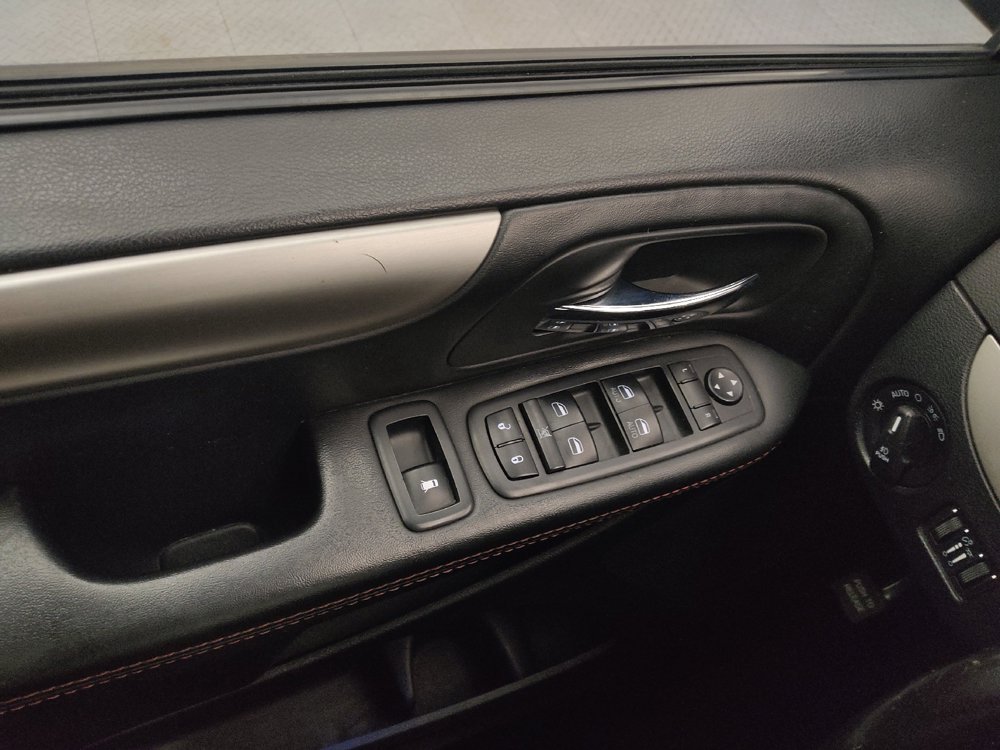 Used 2019 Dodge Grand Caravan GT FWD image 27