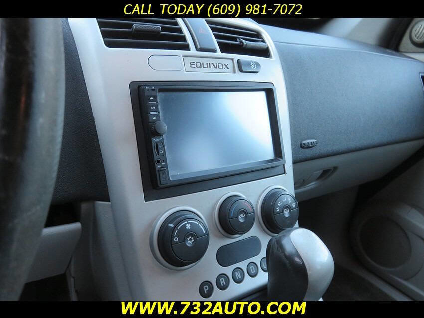 Used 2006 Chevrolet Equinox LT w/ LT Preferred Equipment Group image 11