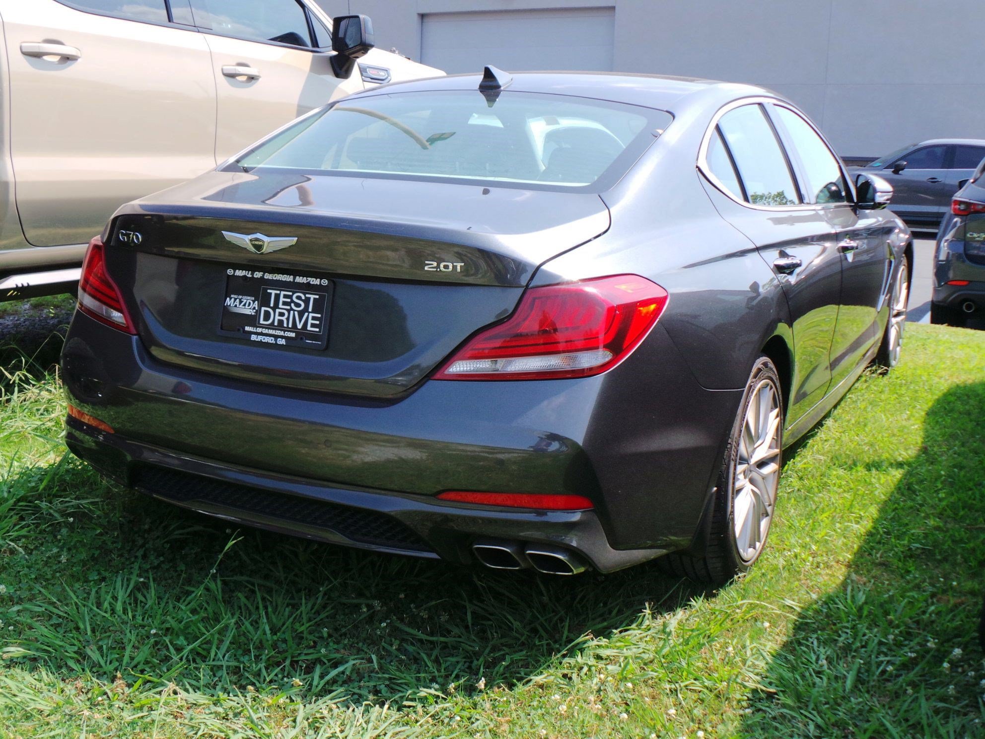 Used 2021 Genesis G70 2.0T w/ Elite Package RWD video 3
