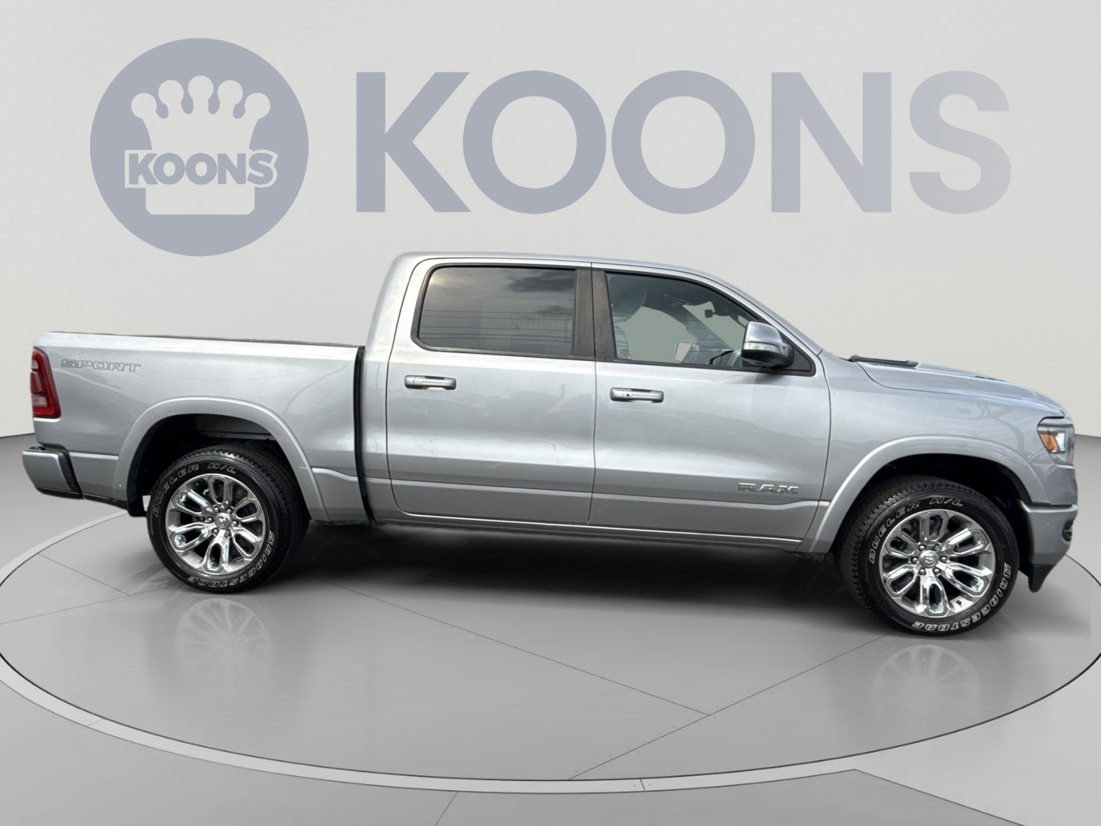 Used 2022 RAM 1500 Laramie w/ Sport Appearance Package AWD/4WD image 8