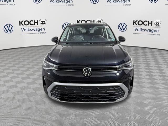 New 2026 Volkswagen Taos SE AWD/4WD image 2