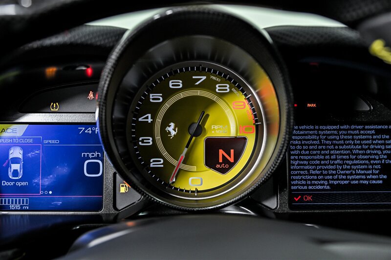 Used 2020 Ferrari 812 Superfast RWD image 28