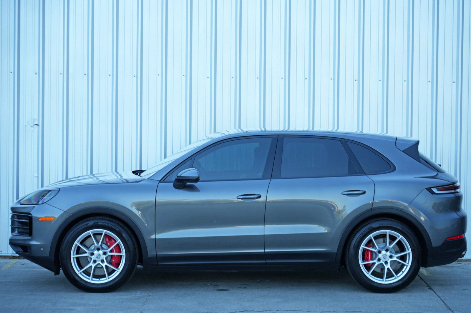 Used 2024 Porsche Cayenne S image 57