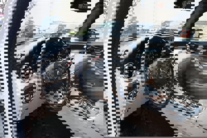 Used 2018 Mercedes-Benz GLC 300 4MATIC Coupe image 26