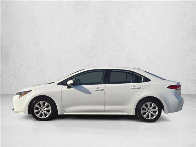 Used 2025 Toyota Corolla LE image 9