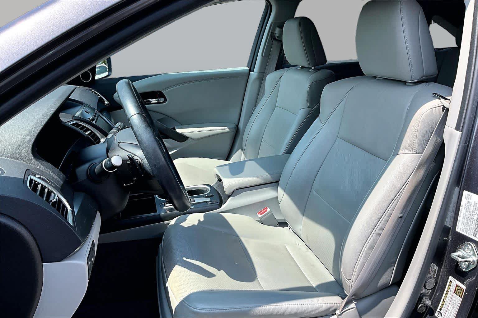 Used 2018 Acura RDX w/ Advance Package AWD/4WD image 7