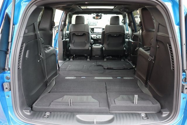 New 2026 Chrysler Pacifica Select w/ S Appearance Package FWD image 37