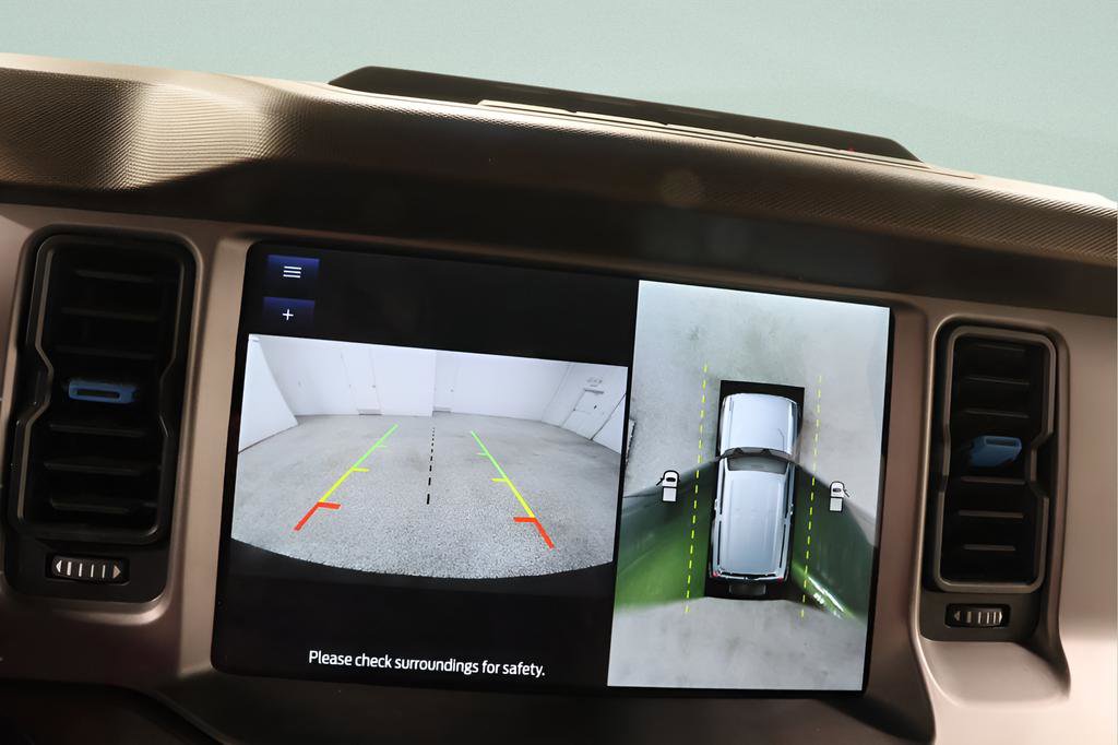 Used 2023 Ford Bronco Outer Banks w/ Sasquatch Package image 13