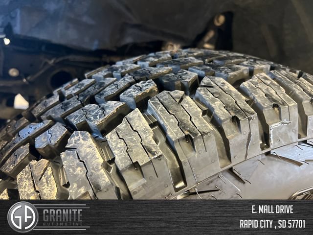 Used 2021 Jeep Gladiator Mojave w/ Dual Top Group AWD/4WD image 28