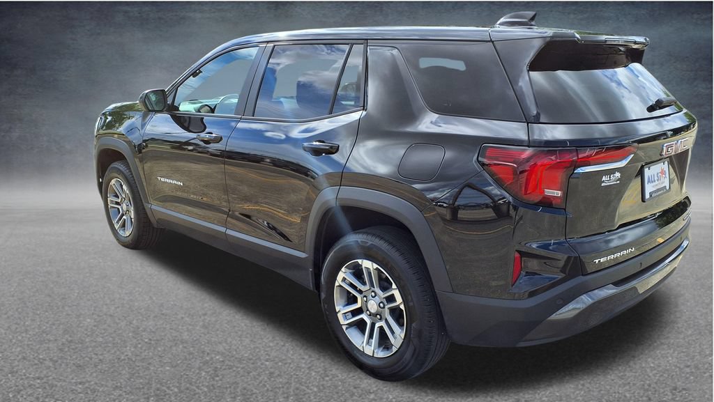 Used 2026 GMC Terrain Elevation w/ LPO, Floor Liner Package FWD image 5