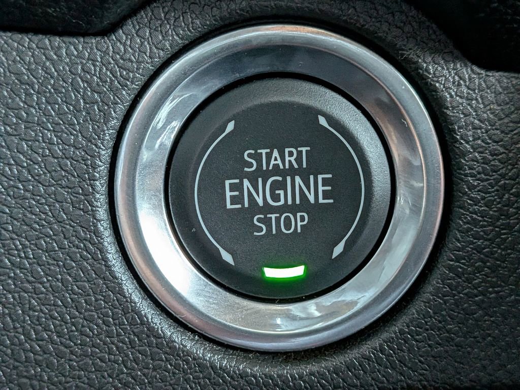 Used 2024 Chevrolet Traverse LT w/ LPO, Floor Liner Package image 30